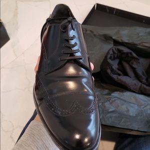 D & G men’s shoe